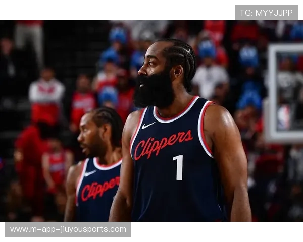 哈登去留成疑，快船双核何时才能真正融合？，快船想把哈登交易过来